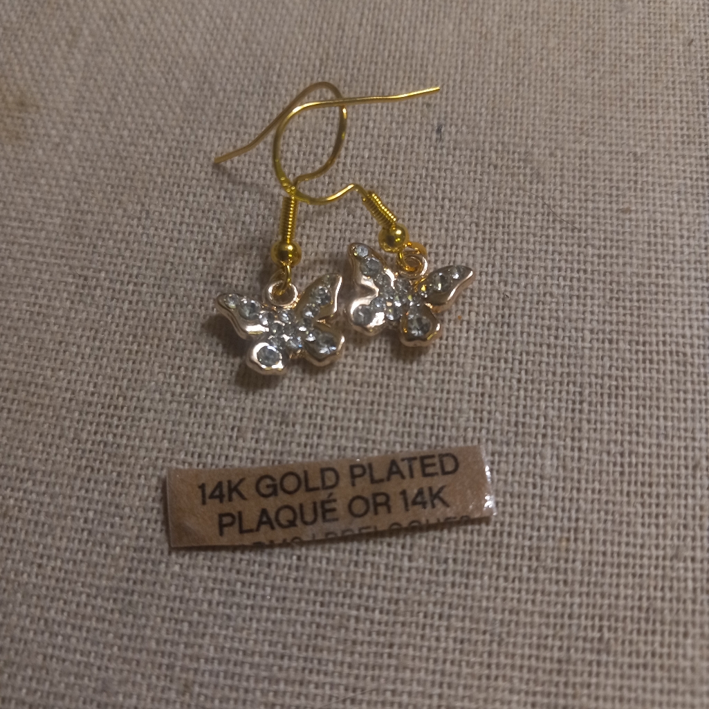 6 New Earrings 6$